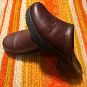 Vintage Roots Chocolate Leather Brown Mules
